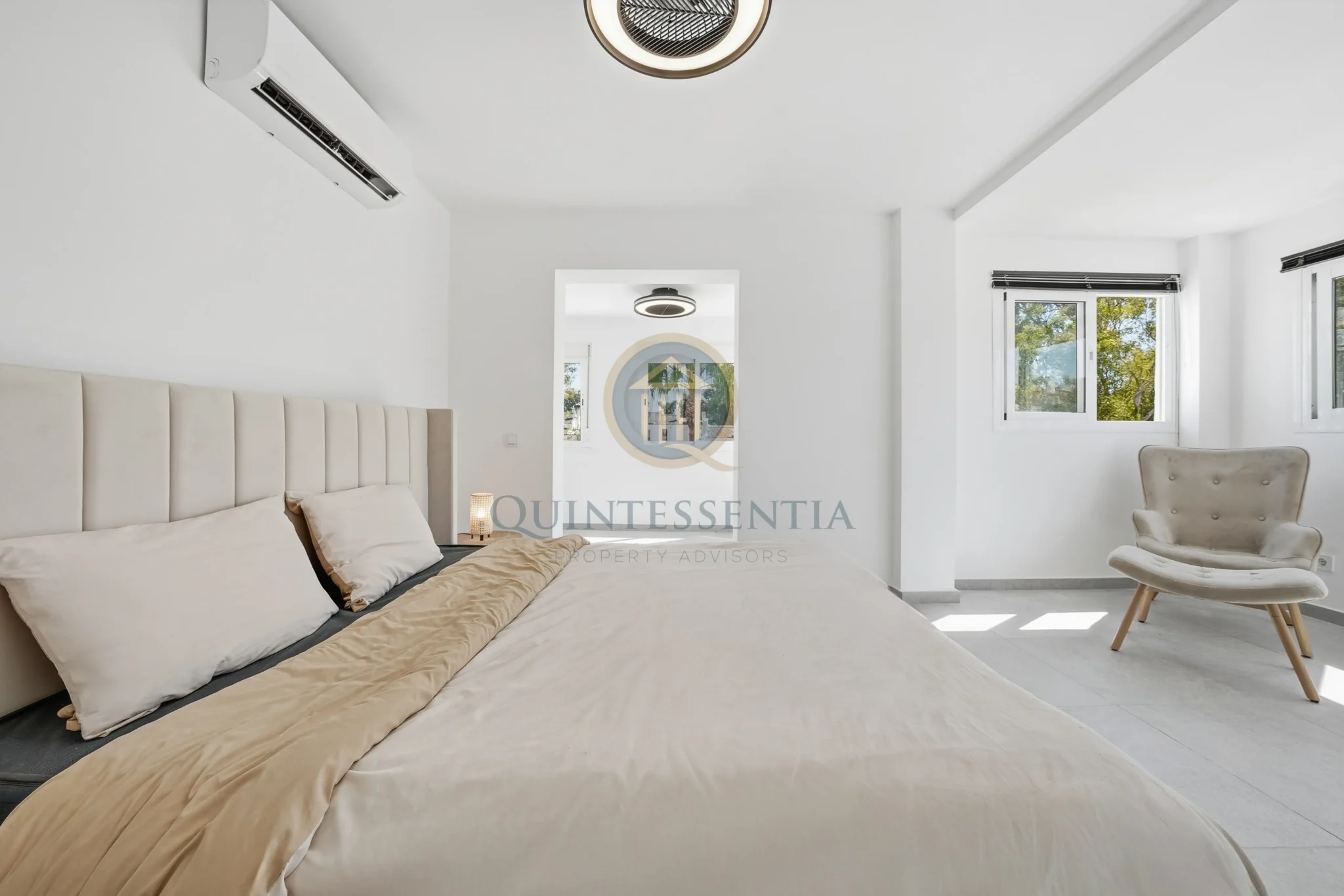 Elviria Double Pentahouse logo-14