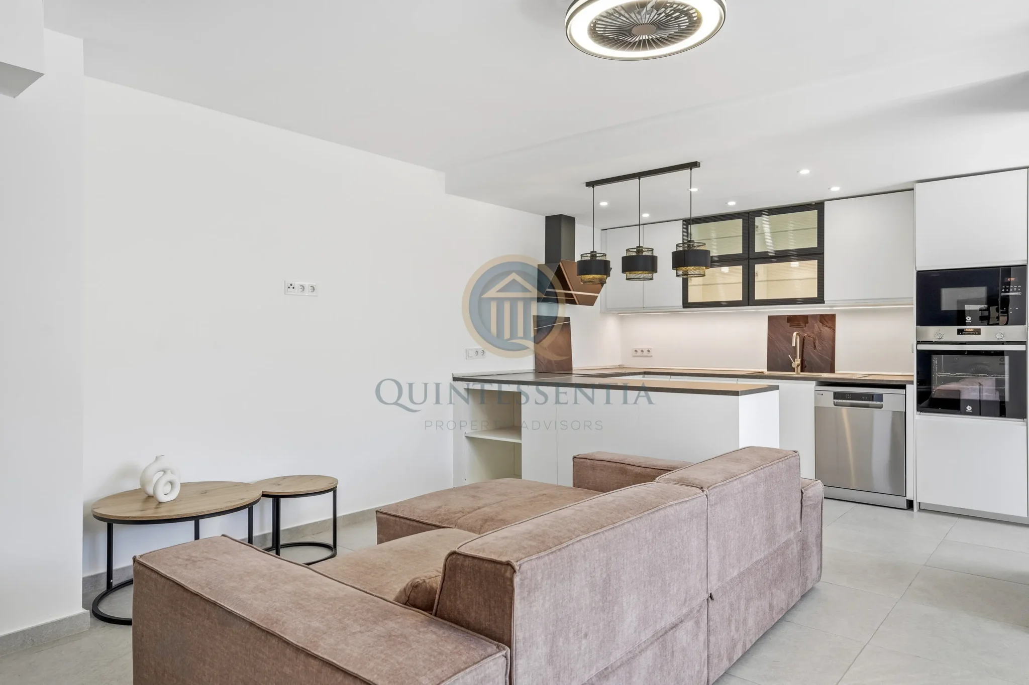 Elviria Double Pentahouse logo-3
