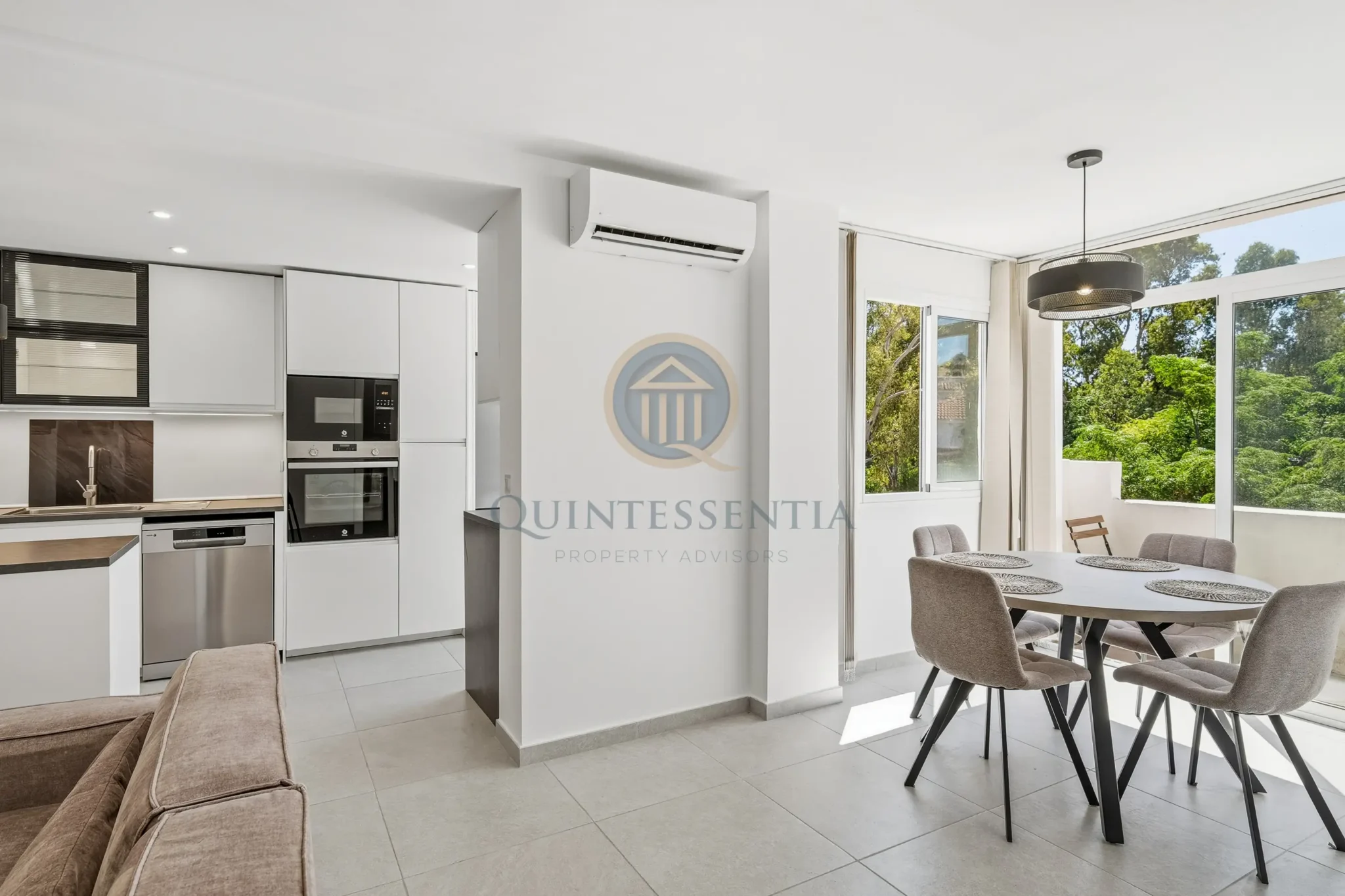 Elviria Double Pentahouse logo-8